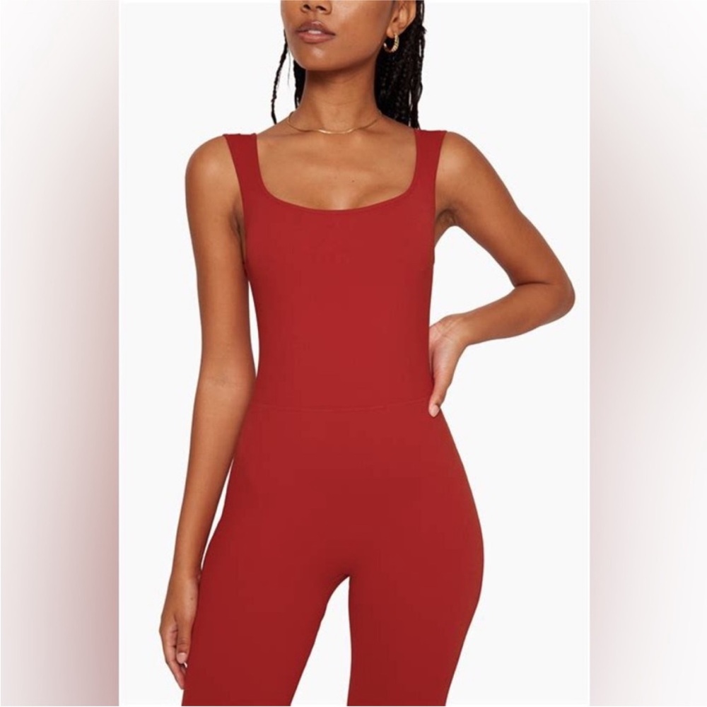 Set Active Onesie In Red - Size Small - image 1